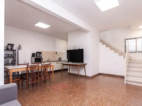 VENTA CASA 3 DORM, 2 BAÑOS, GARAGE, PATIO/TERRAZA