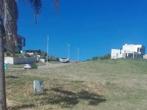 Terreno en venta en Parana en esquina hermosa vista