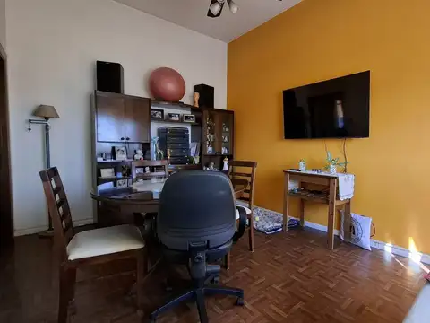 Depto Tipo Casa en Venta en Pompeya, USD 76.000