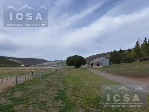 INMOBILIARIA COMODORO - Campo a 80 km de Esquel sobre Ruta 40 pavimentada