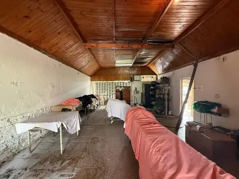 GALPON EN ALQUILER - ZONA COMERCIAL BARRIO LUDUEÑA