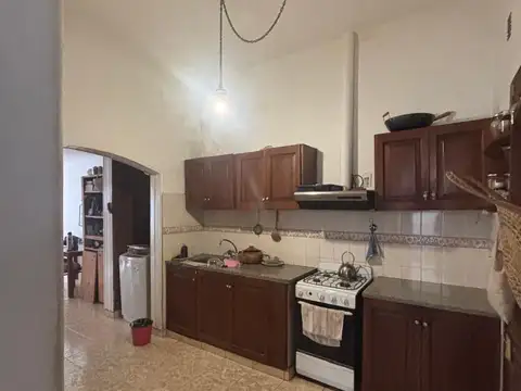 IDEAL VIVIENDA - Sgto. Cabral. Alberdi c/patio.