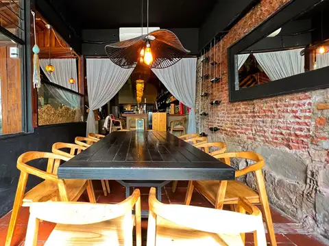 VENTA FONDO GASTRONÓMICO CHAUVÍN EQUIPADO