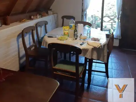 Alameda 207 e/ 303 Bis y 304