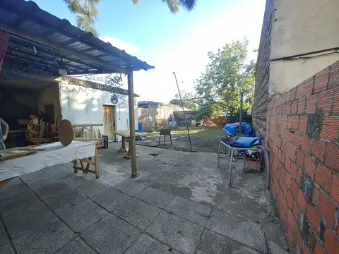 Casa 3 ambientes con 1 baño