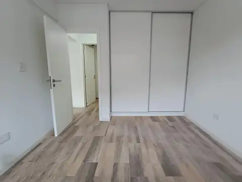 Departamento en Venta en Fisherton, USD 98.000