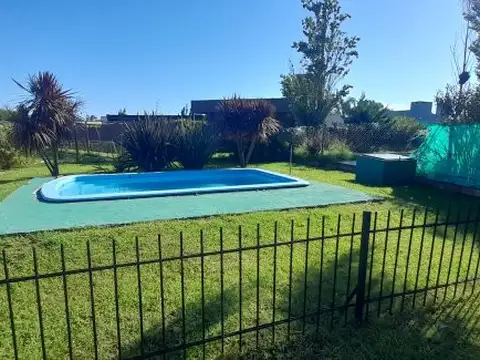 Casa 2 ambientes con 1 baño