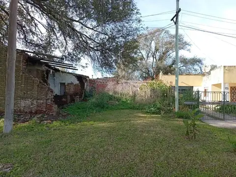 VENTA LOTE EN ADOLFO GONZALES CHAVES