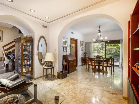 Casa en Venta con 1 cochera