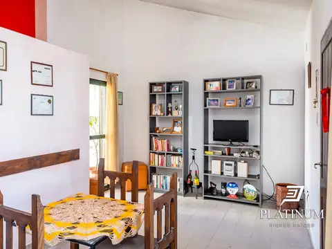 Casa en Venta con 1 cochera