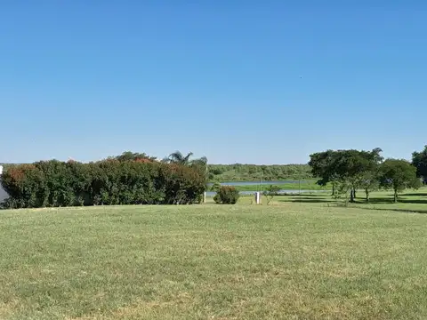 Casa en Venta con 6 cocheras