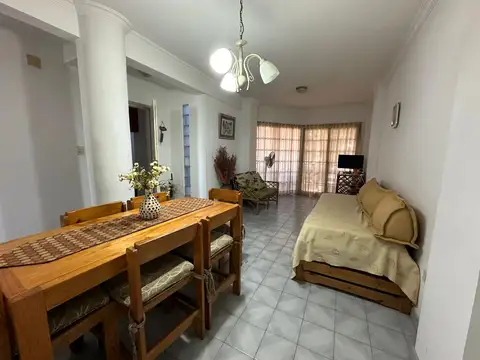 Excelente Semipiso Ubicado en Calle Chiozza