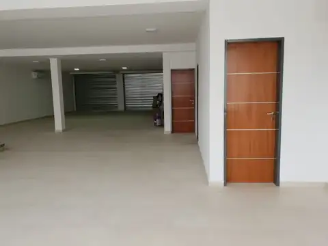 Local en Venta en Villa Luzuriaga, Partido de La Matanza