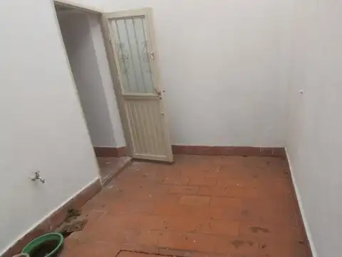 Depto Tipo Casa en Venta 76 años