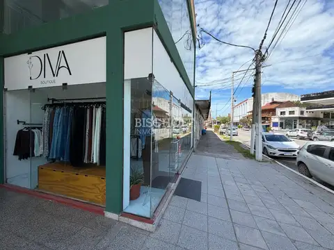 LOCAL EN VENTA SOBRE AVENIDA BUENOS AIRES