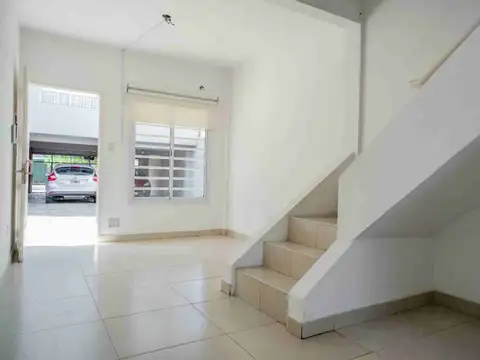 Departamento en Venta en Bernal Oeste, USD 60.000
