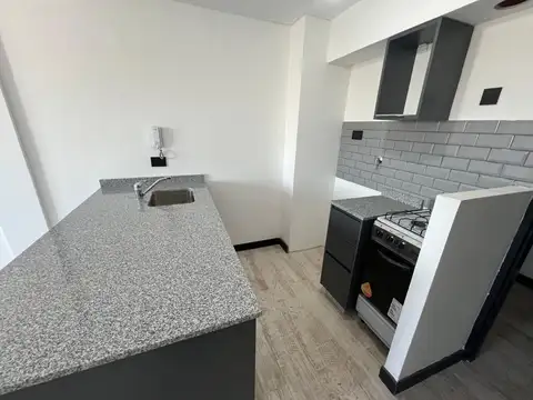 9 de julio 300, Piso 2