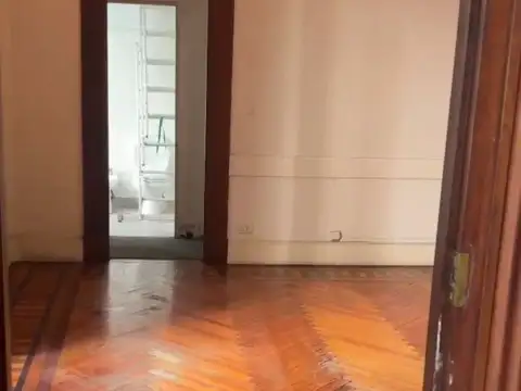 depto 3 ambientes UNICO edificio de patrimonio histórico