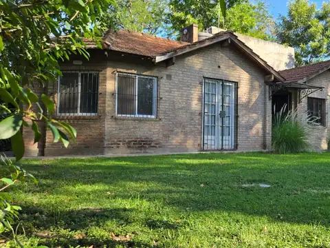 Casa en Venta con 1 cochera