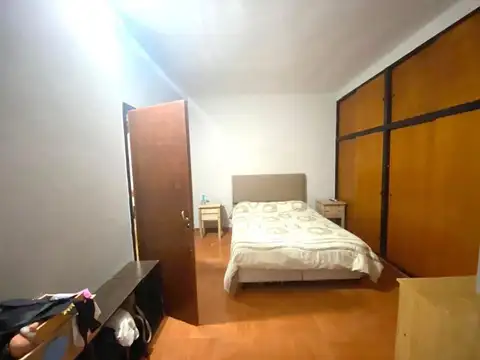 Depto Tipo Casa en Venta 40 años