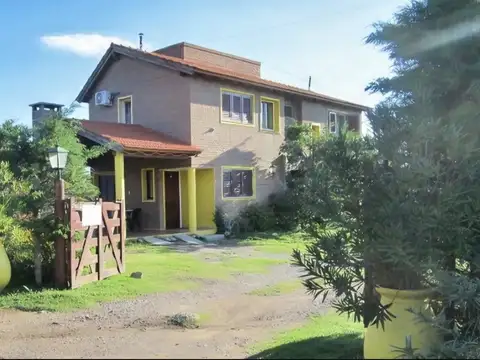 Venta de Hermoso Complejo de 5 Cabañas en Capilla del Monte Amoblado y Equipado