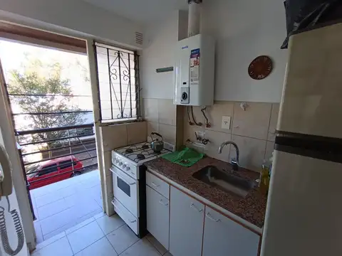 MONOAMBIENTE EN VENTA CON BALCON FRENTE SAENZ PEÑA