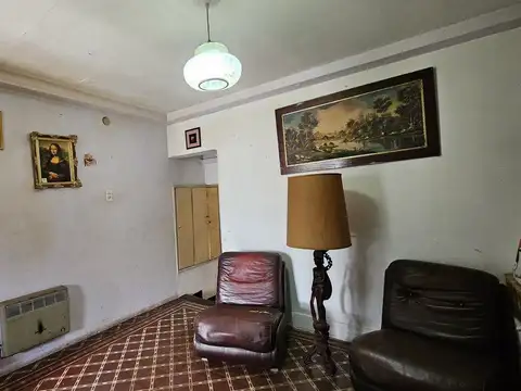 Depto Tipo Casa en Venta 51 años