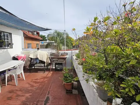 VENTA PH 3 AMB + ESTUDIO BALCON TERRAZA A RECICLAR