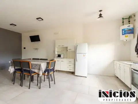Casa 3 ambientes con 1 baño