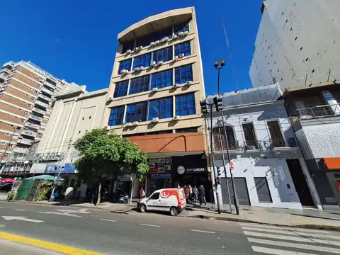 OFICINA 2 AMB DUPLEX A MTS SUBTE "SIN EXPENSAS"