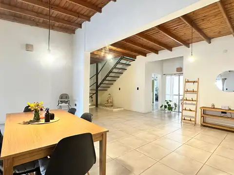 Casa en Alquiler en Carlos Spegazzini, $ 1.300.000