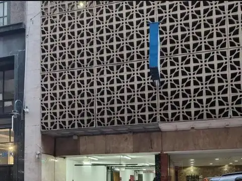 Cochera en alquiler en Viamonte al 700, CABA