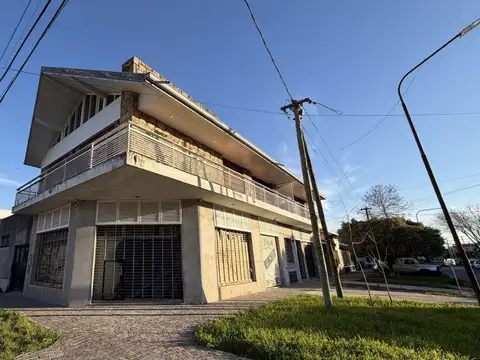 Local - Alquiler - Argentina, Quilmes - Intendente Olivieri 1200