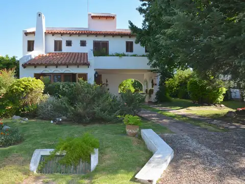 VENTA Casa 4 dormit.+ Playroom Country ARANJUEZ  