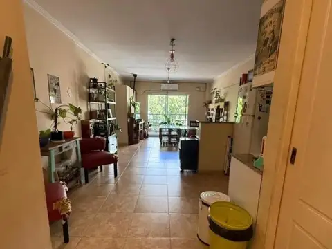 Dos Ambientes Luminoso Con Balcón Y Parrilla Propia