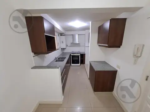 Departamento en Alquiler con 1 cocheras