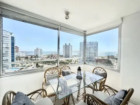 Venta Penthouse - 1 dormitorio y medio + Parrillero - Punta Del Este