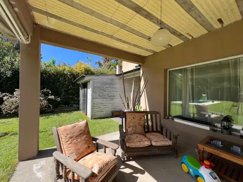 Casa en Venta con 3 cocheras