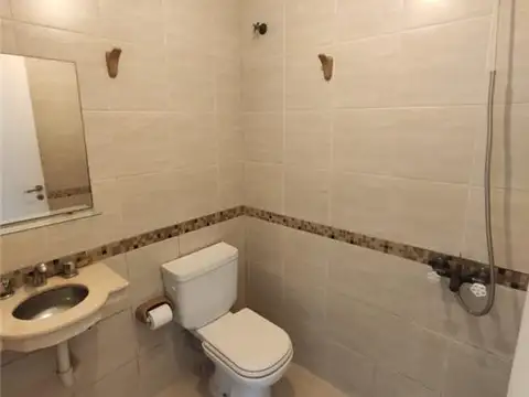 ENTRE RIOS 300, Piso 7