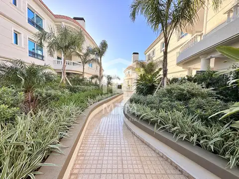 Departamento en Venta con 1 cochera