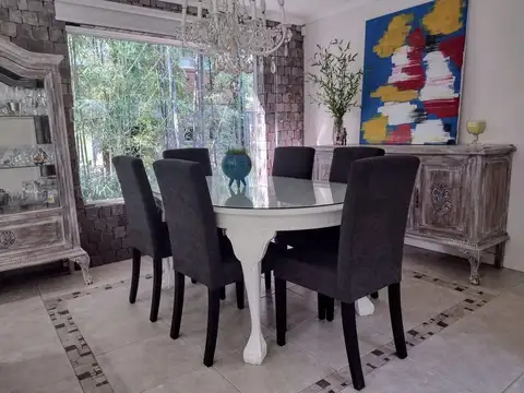 Casa en Alquiler Temporal en Carilo, USD 2.500