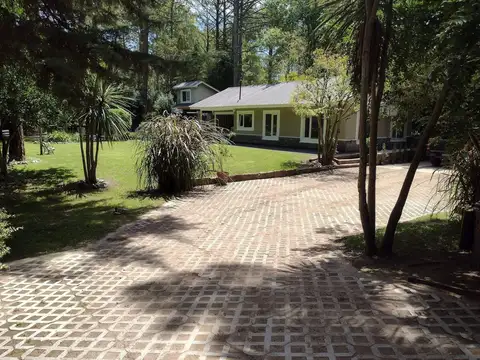 Casa 3 ambientes con 2 baños