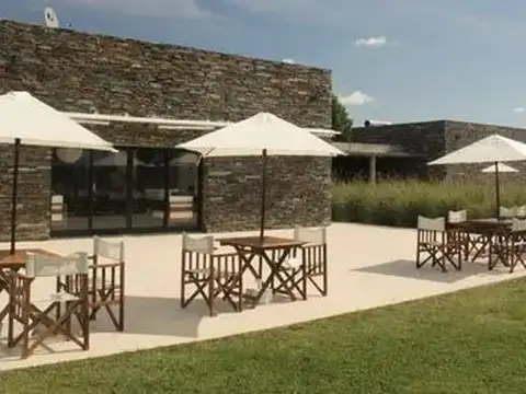 Terreno en Venta en Pilar Del Este, USD 15.000