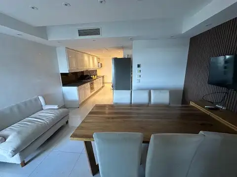 Departamento 4 ambientes con 4 baños
