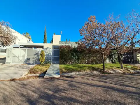 Casa en Alquiler de 2 dormitorios