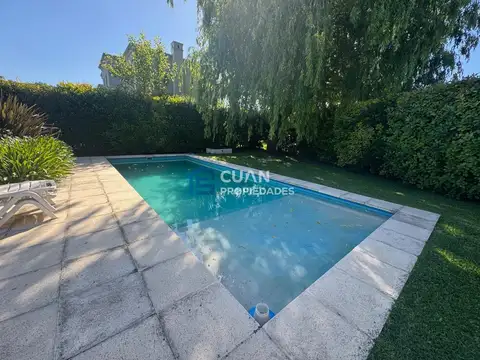 Casa en Venta en Saint Matthews, USD 380.000