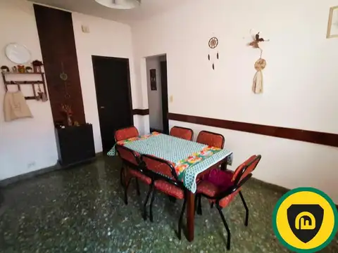 CASA VENTA VENTA 3 AMBIENTES CON DEPARTAMENTO PARRILLA