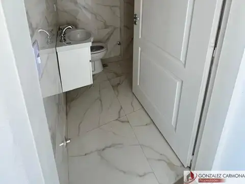 Departamento en Venta en Villa del Parque, USD 98.000