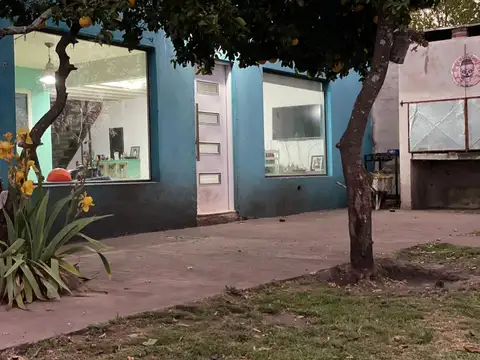 VENTA CASA 4 AMBIENTES PARQUE Y PISCINA SOSIEGO