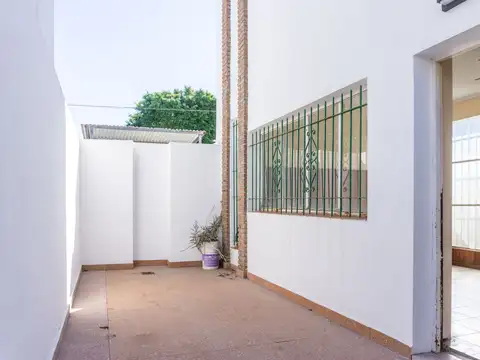 PH Casa dúplex de 3 dormitorios en venta, La Plata